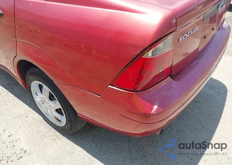 2005 Ford Focus Zx4 из США, поврежденный, VIN 1FAFP34N75W253842